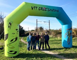 Inflatable arch for the Asso Croc Sentiers