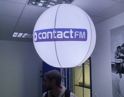 Backlit backpack balloon for Contact FM
