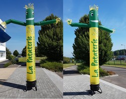 A ventilated windsock to promote the Pataterie franchise