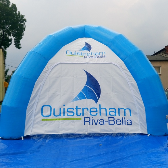 Inflatable tent for the town of Ouistreham