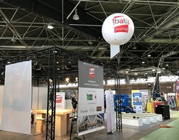 Bati Journal stand and its giant balloon at the Batimat exhibition
