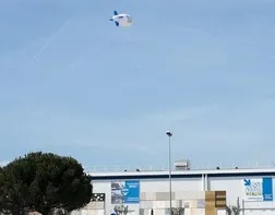 A giant helium airship for Castorama