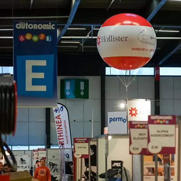 Trade show balloon for Hollister