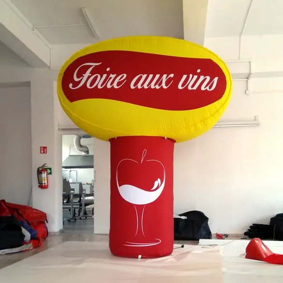 Advertising totem