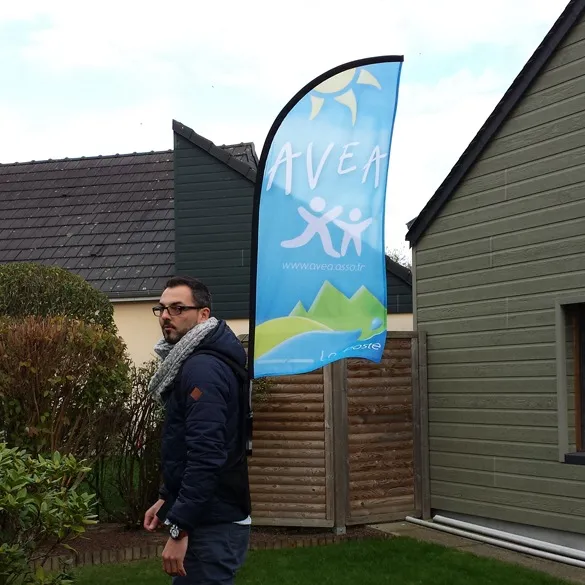 Drapeaux sac à dos AVEA La Poste